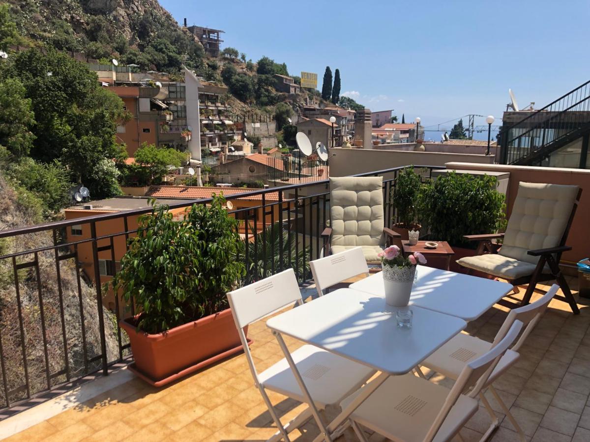 La Casa Di Andrea Apartman Taormina Kültér fotó